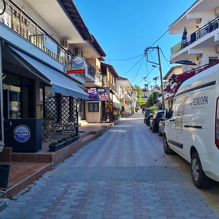 Comfortable Double-floor Flat By The Sea In Pefkoxori Appartamento